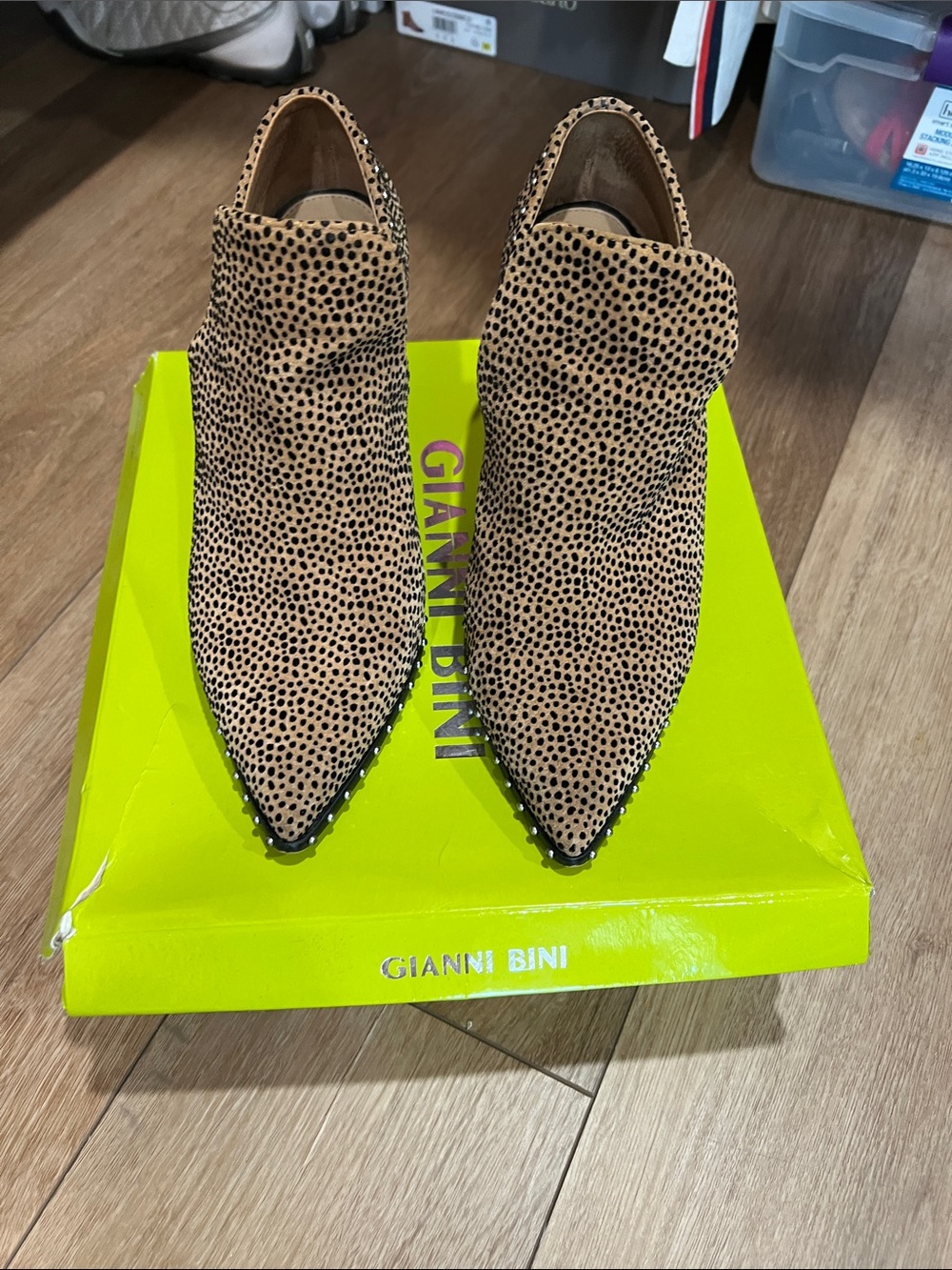 Gianni Bini Tan and Black Cheetah-Print Pointed Booties women’s size  10
